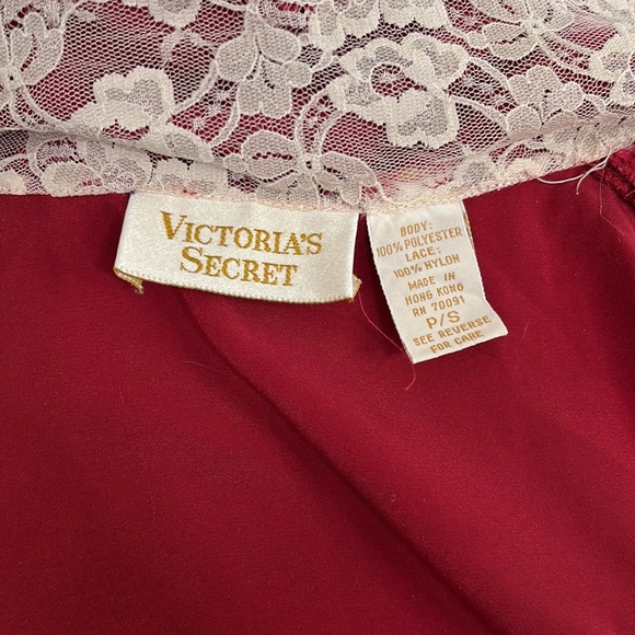 Victoria’s Secret Vintage Gold Label Red Robe - Picture 8 of 9